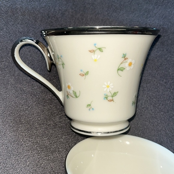 Vintage LENOX May Flowers Tea Cup 2 Piece Set Ivory Floral Platinum Trim Footed - Picture 2 of 9